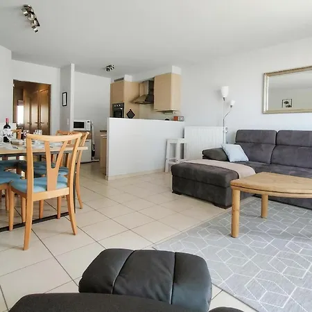 Lägenhet Stunning In With Wifi And 2 Bedrooms