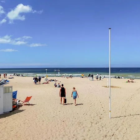 Lägenhet Stunning In With Wifi And 2 Bedrooms *