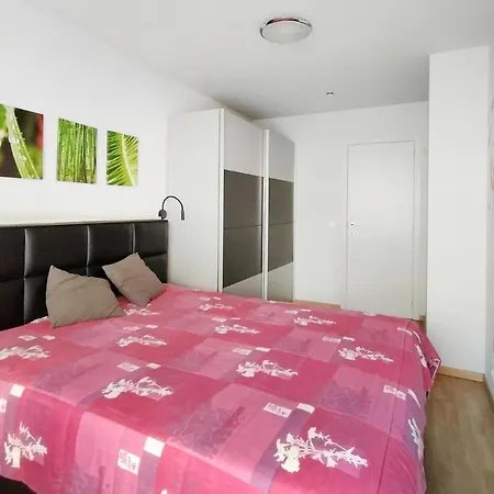 Stunning In With Wifi And 2 Bedrooms Lägenhet Oostende